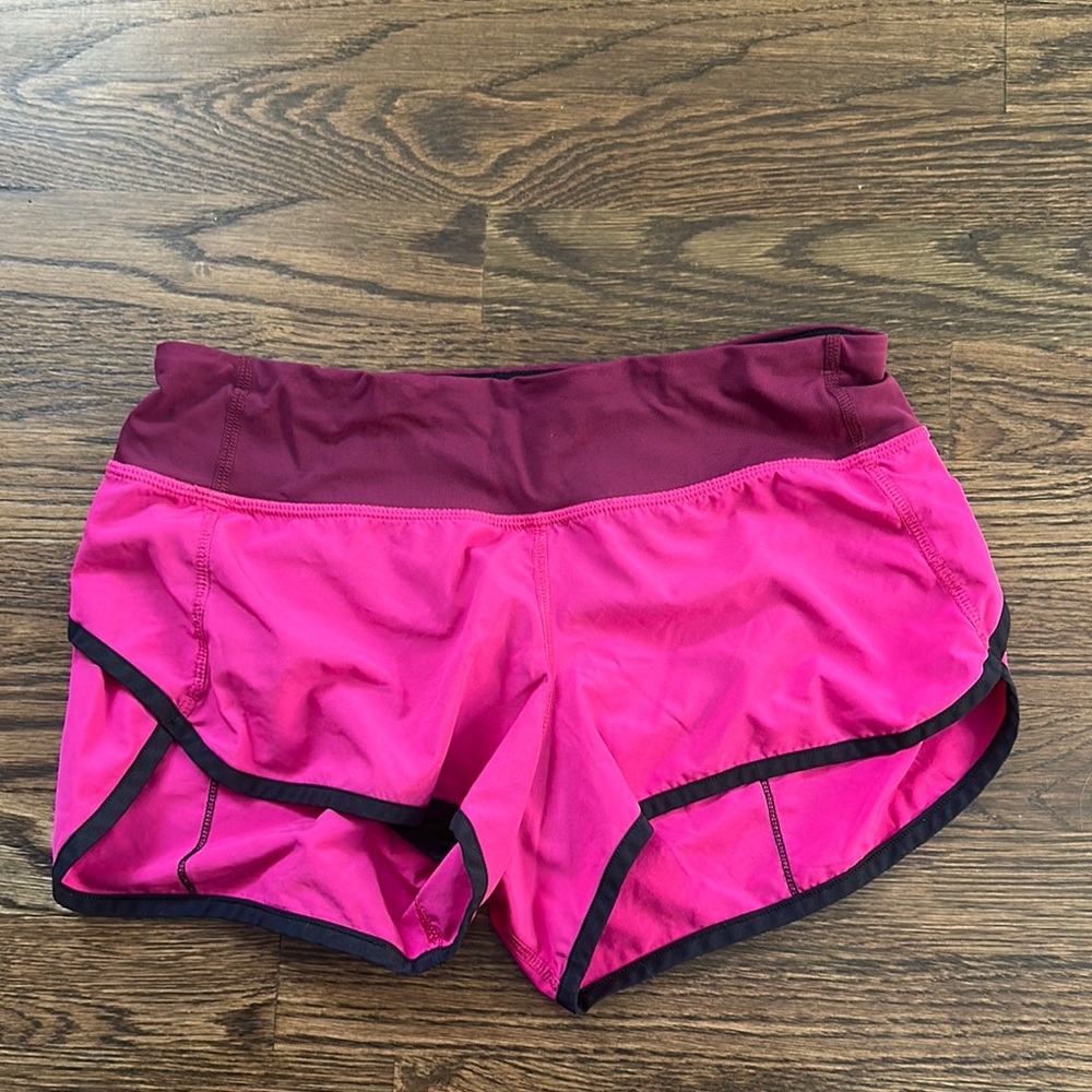 Lululemon Speed Up Low-Rise Lined Shorts 2.5 - hot pink - size 4